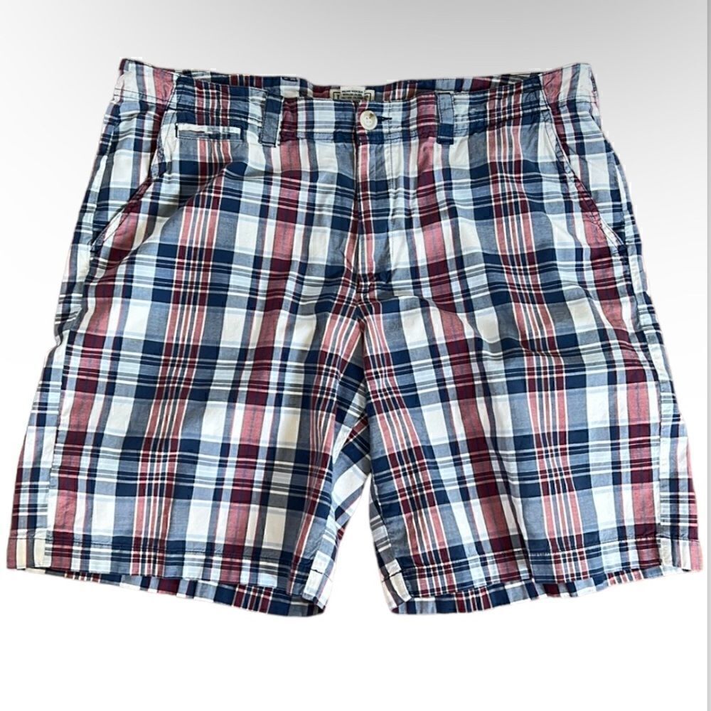LL Bean Vintage Men’s plaid size 36 100% cotton golf shorts